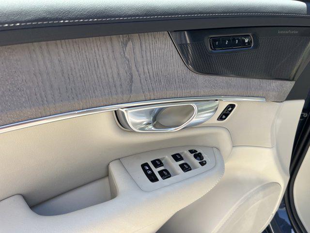 new 2025 Volvo XC90 Plug-In Hybrid car, priced at $82,405