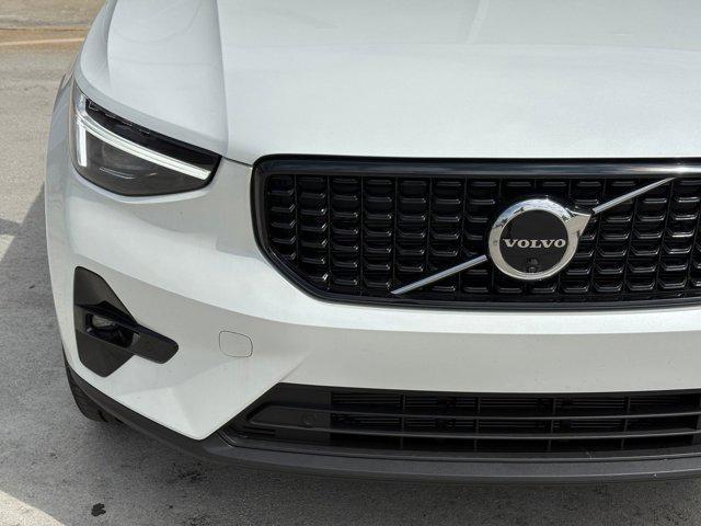 used 2025 Volvo XC40 car, priced at $40,397