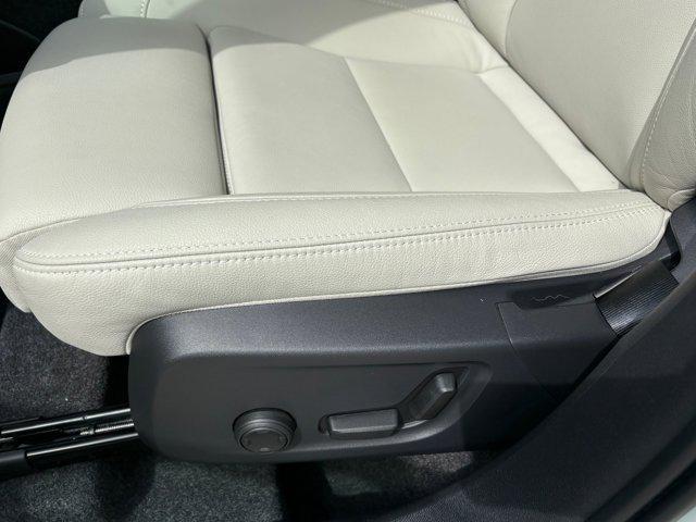 used 2025 Volvo XC40 car, priced at $40,397