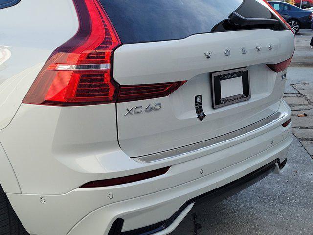 new 2025 Volvo XC60 car, priced at $61,700