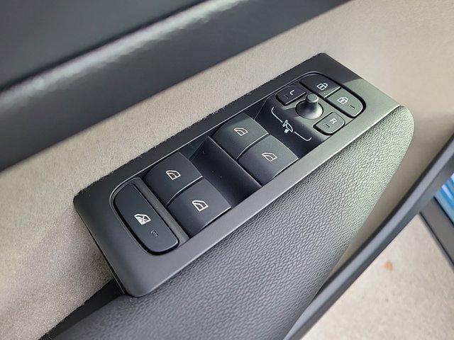 used 2025 Volvo XC40 car, priced at $40,898