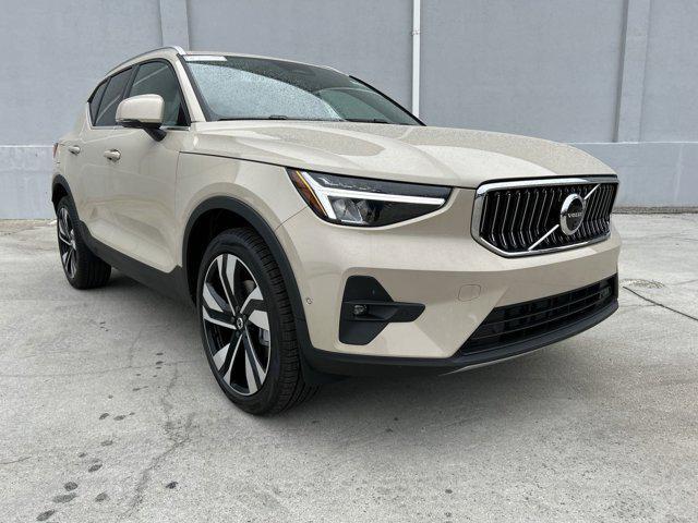 new 2025 Volvo XC40 car, priced at $49,440