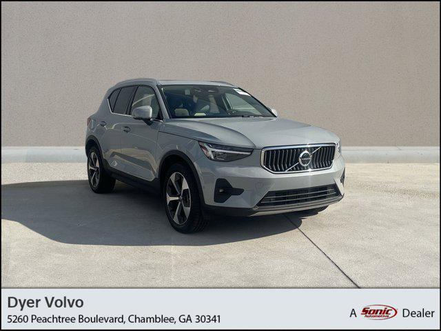 new 2025 Volvo XC40 car, priced at $48,315
