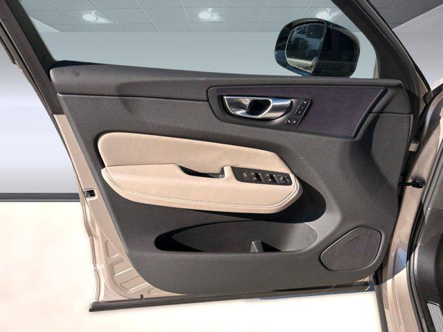 new 2026 Volvo XC60 car, priced at $57,985