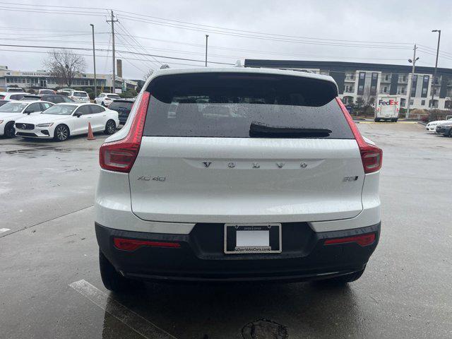new 2025 Volvo XC40 car, priced at $50,595