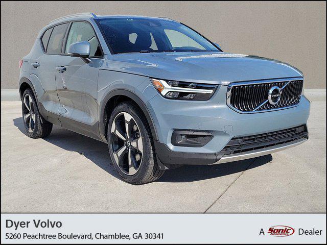 used 2021 Volvo XC40 car, priced at $27,898