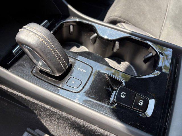 used 2022 Volvo XC40 car, priced at $27,895