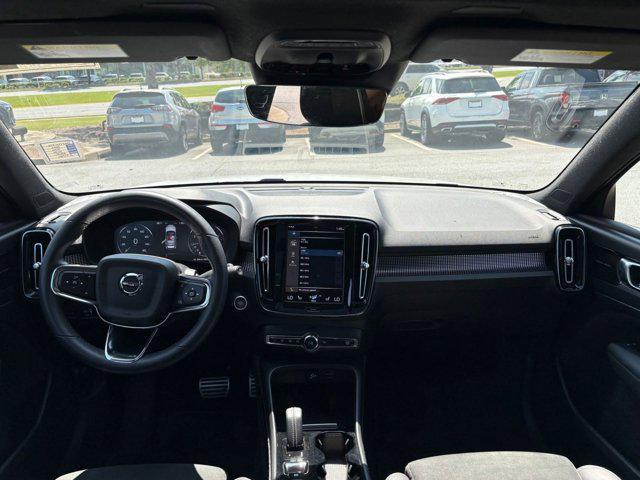 used 2022 Volvo XC40 car, priced at $27,895