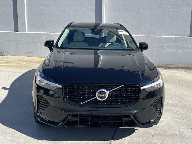 new 2025 Volvo XC60 car, priced at $55,360