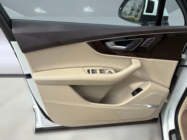 used 2018 Audi Q7 car, priced at $22,896