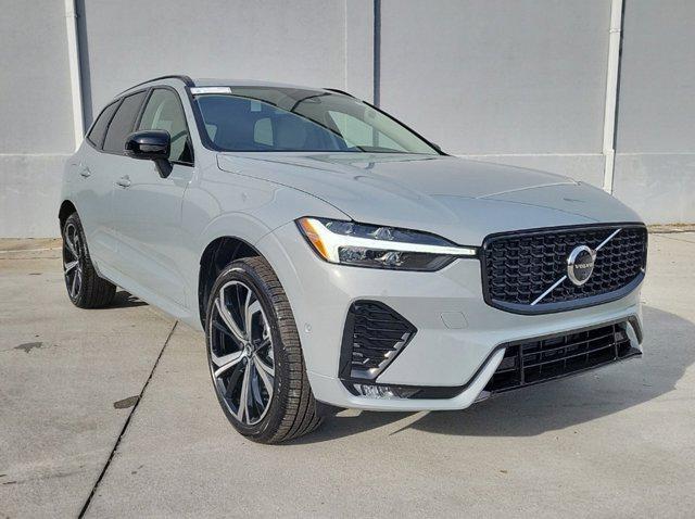 new 2025 Volvo XC60 car, priced at $59,885