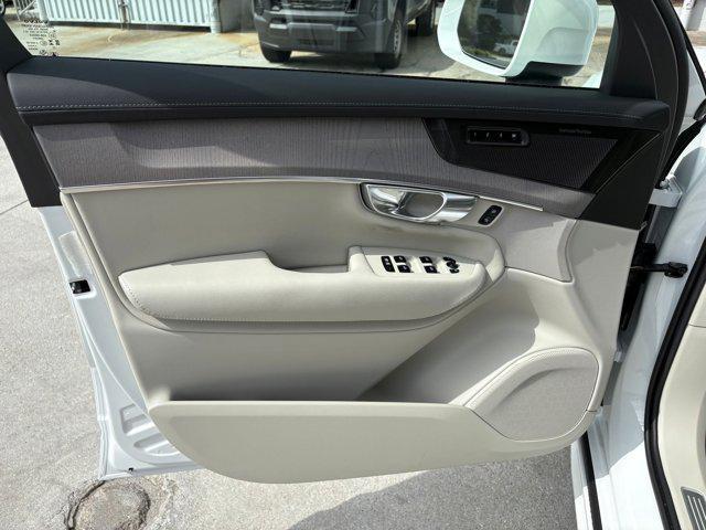 new 2026 Volvo XC90 car, priced at $75,155