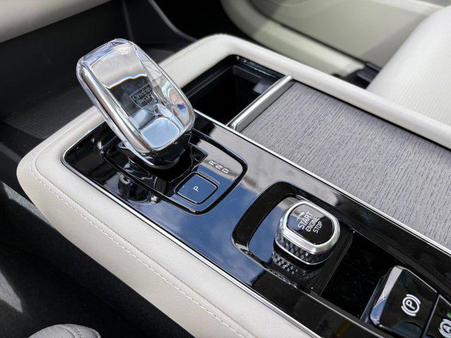 new 2026 Volvo XC90 car, priced at $75,155