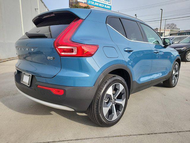 new 2025 Volvo XC40 car, priced at $47,765