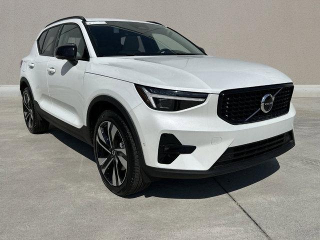 new 2025 Volvo XC40 car, priced at $49,440