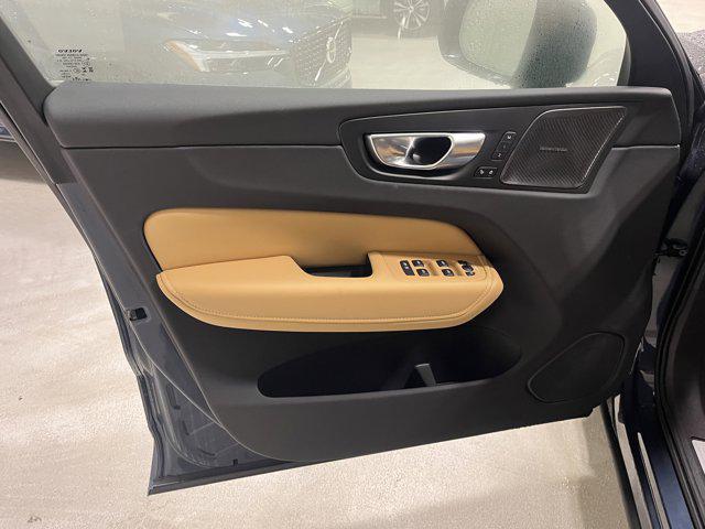 new 2025 Volvo XC60 car, priced at $59,910