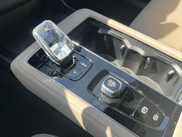 new 2025 Volvo XC90 car, priced at $61,795