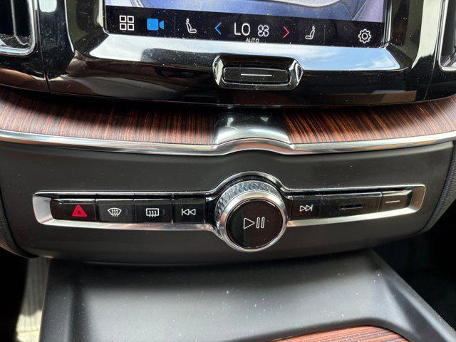 used 2023 Volvo XC60 car, priced at $36,898