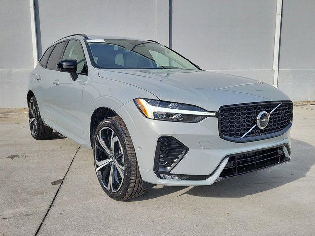 new 2025 Volvo XC60 car, priced at $59,885