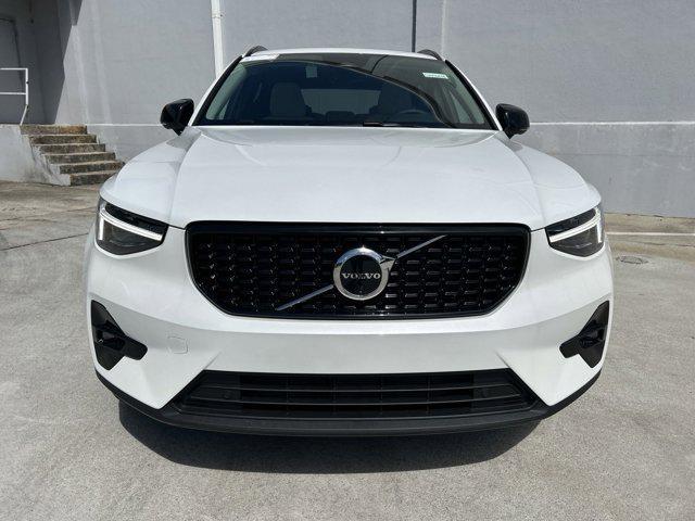 new 2025 Volvo XC40 car, priced at $48,315