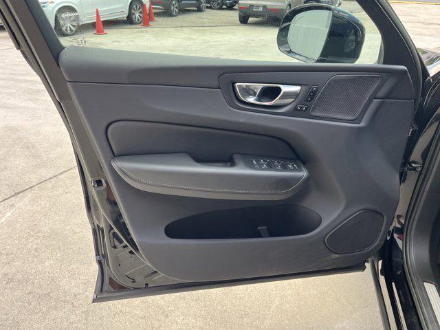 used 2022 Volvo XC60 car, priced at $35,898
