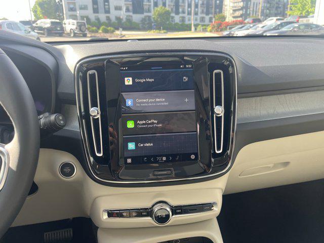 new 2025 Volvo XC40 car, priced at $49,790