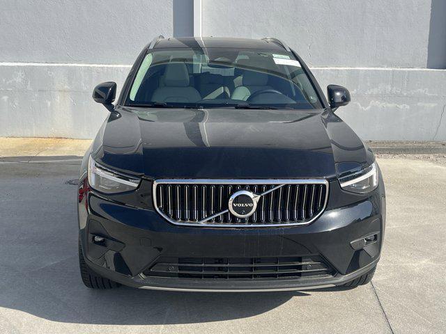 new 2025 Volvo XC40 car, priced at $49,790