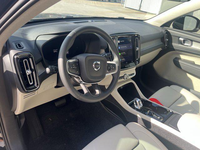 new 2025 Volvo XC40 car, priced at $49,790