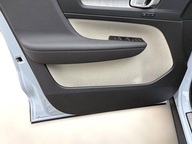 new 2026 Volvo XC40 car, priced at $44,150