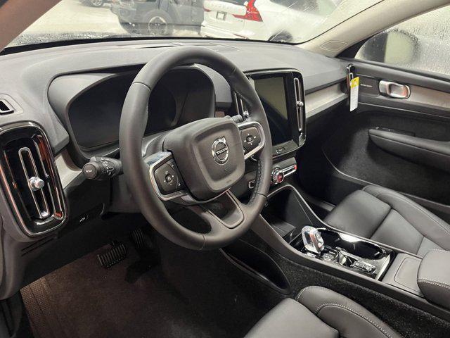 new 2025 Volvo XC40 car, priced at $51,015