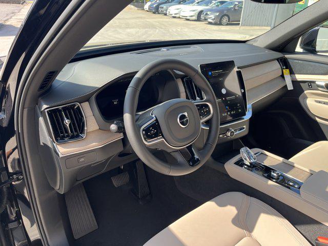 new 2025 Volvo XC90 car, priced at $65,555