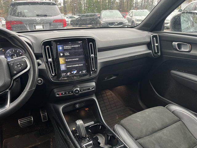 used 2021 Volvo XC40 car, priced at $24,397