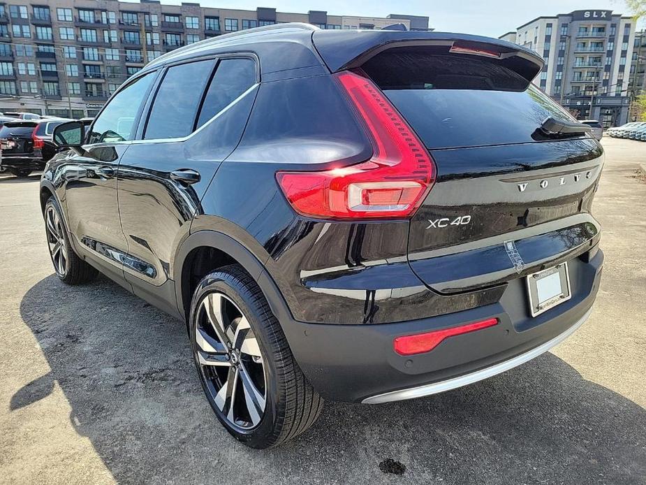 new 2024 Volvo XC40 car, priced at $49,650