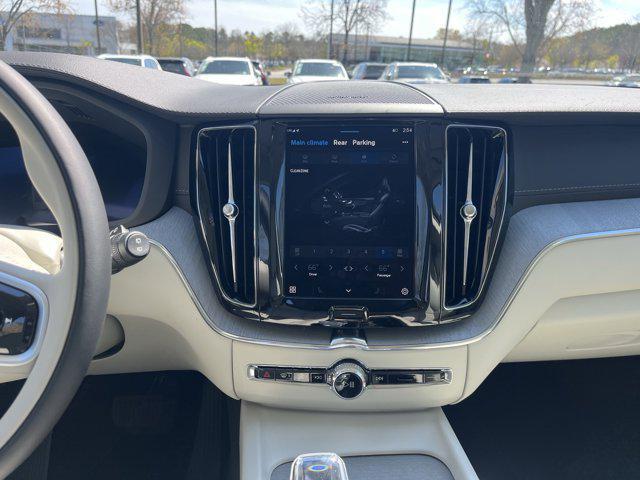 new 2025 Volvo XC60 car, priced at $59,910
