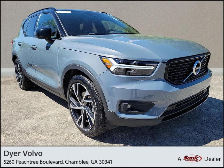 used 2021 Volvo XC40 car, priced at $30,895