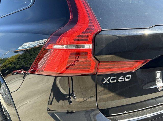 new 2025 Volvo XC60 car, priced at $61,700