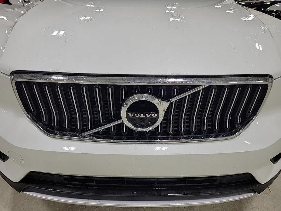 used 2021 Volvo XC40 car, priced at $34,897