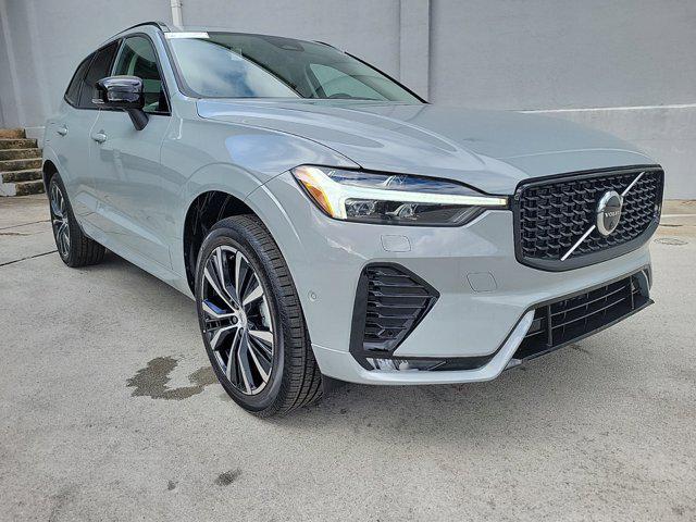 new 2025 Volvo XC60 car, priced at $55,725