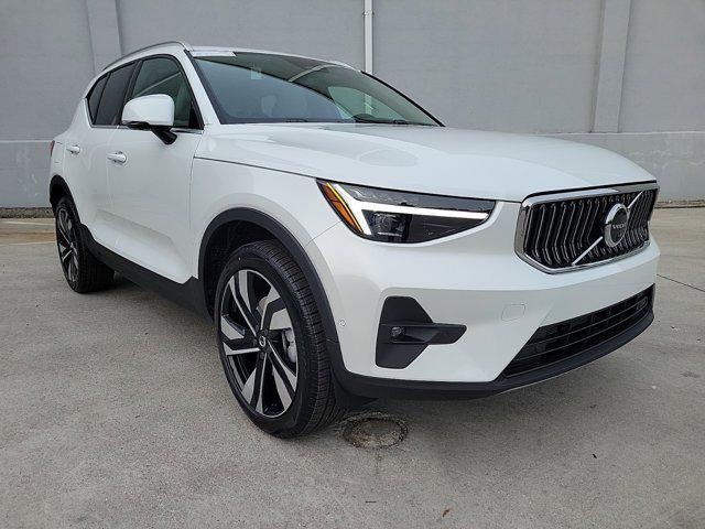 new 2025 Volvo XC40 car, priced at $51,765