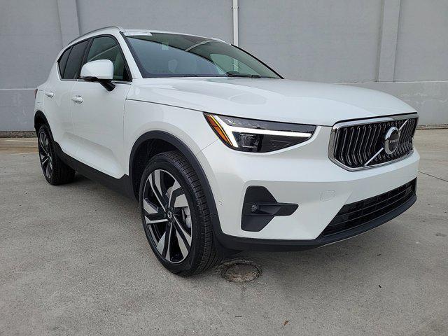 new 2025 Volvo XC40 car, priced at $51,765