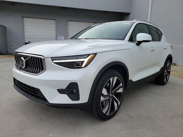 new 2025 Volvo XC40 car, priced at $51,765