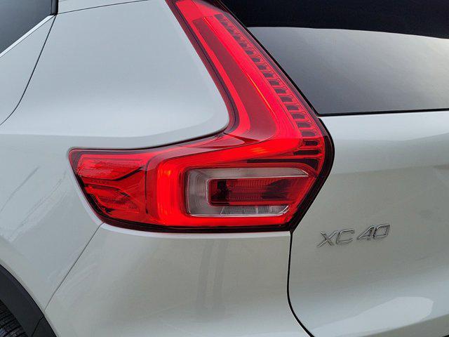 new 2025 Volvo XC40 car, priced at $51,765