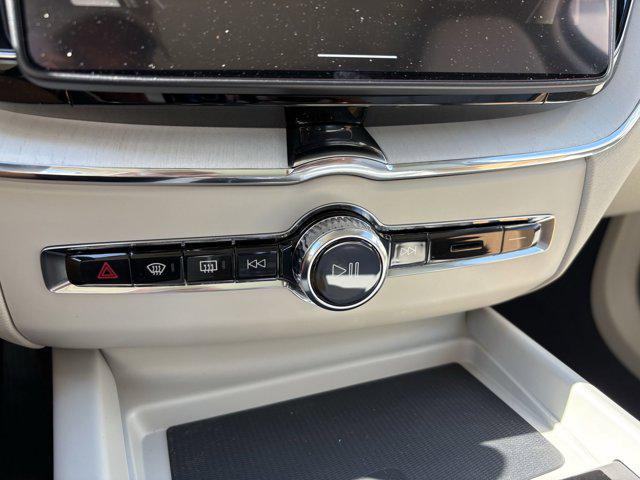 new 2026 Volvo XC60 Plug-In Hybrid car, priced at $74,900