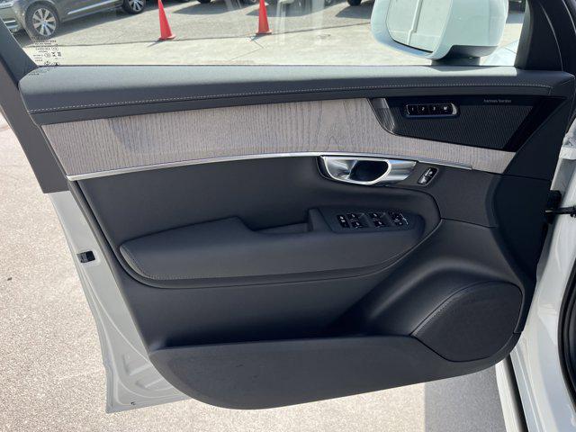 new 2025 Volvo XC90 Plug-In Hybrid car, priced at $82,405