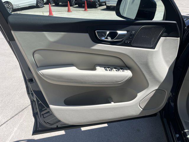 new 2025 Volvo XC60 car, priced at $61,725