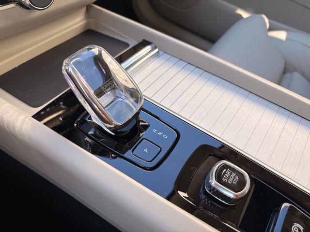 new 2026 Volvo XC60 Plug-In Hybrid car, priced at $75,235