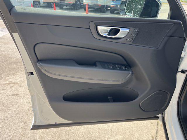 new 2025 Volvo XC60 car, priced at $49,895