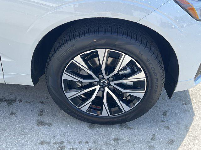 new 2025 Volvo XC60 car, priced at $49,895