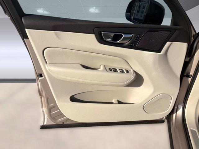 new 2026 Volvo XC60 car, priced at $64,040