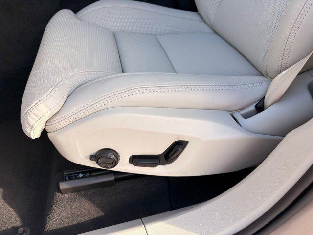 new 2026 Volvo XC60 car, priced at $64,040